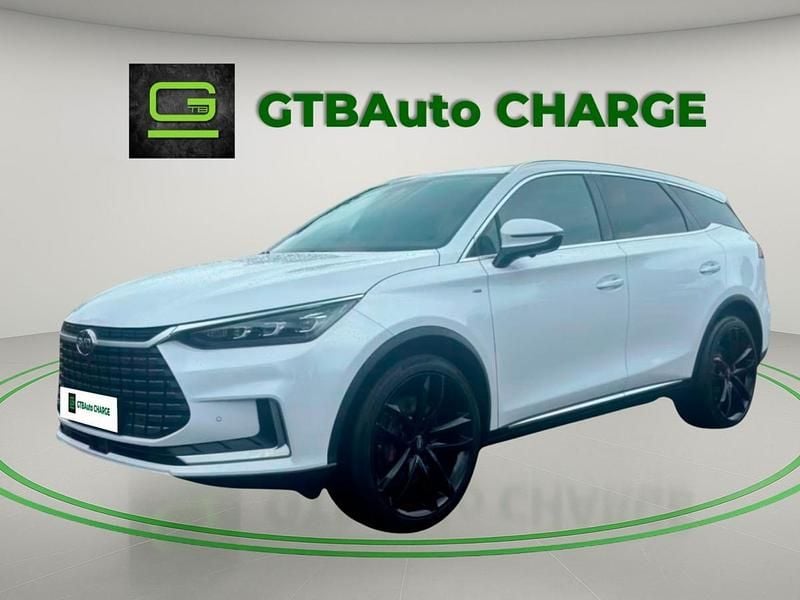 Branco Usado 2023 BYD Tang SUV | € 45.999 - Imagem 1/4
