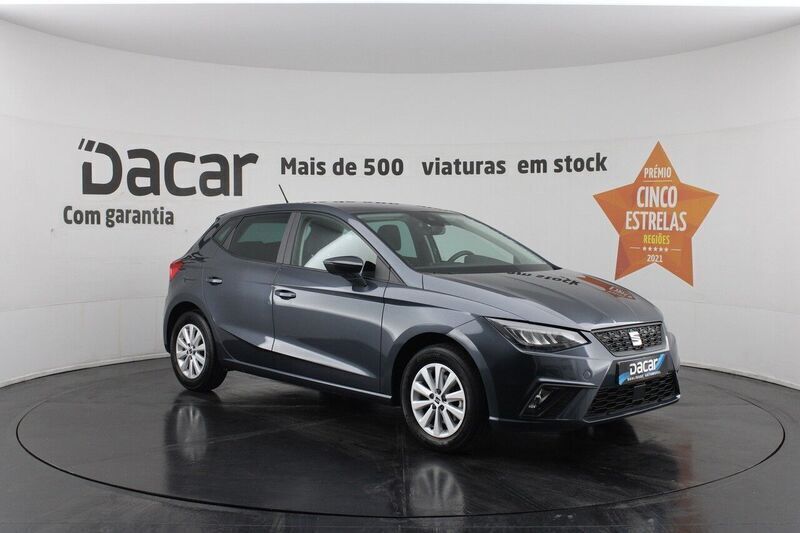 Cinza Usado 2023 Seat Ibiza Style | € 16.999 (Preço justo) - Imagem 1/4