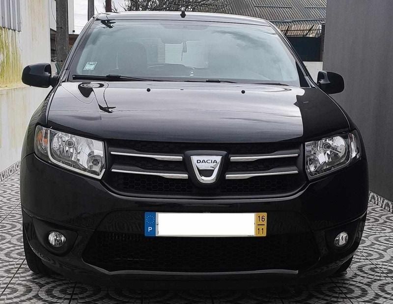 Preto Usado 2016 Dacia Sandero Citadino | € 7.800 (Preço elevado) - Imagem 1/4