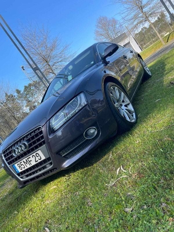 Cinzento Usado 2011 Audi A5 Premium Coupé | € 12.900 (Bom preço) - Imagem 1/4