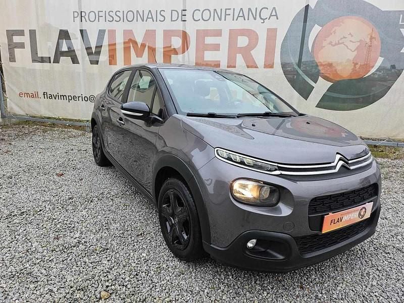 Cinzento Usado 2018 Citroën C3 Citadino | € 9.900 (Preço justo) - Imagem 1/4