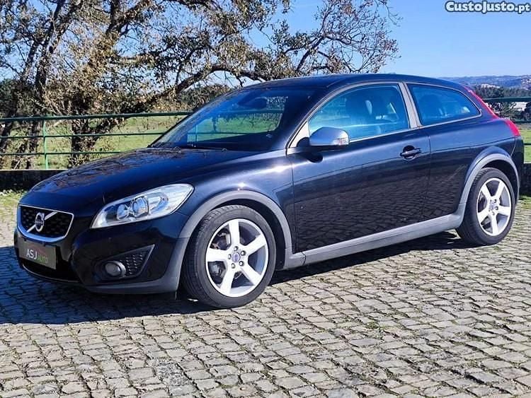 Usado Volvo C30 Kinetic 115 HP (84 kW) 2012 Preto Citadino