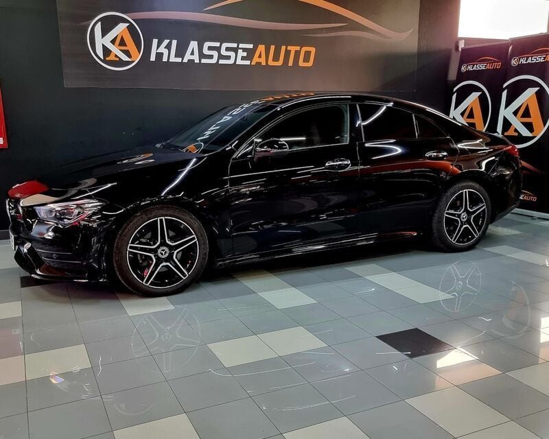 Preto Usado 2022 Mercedes CLA180 AMG line Sedan | € 36.990 (Preço justo) - Imagem 1/4
