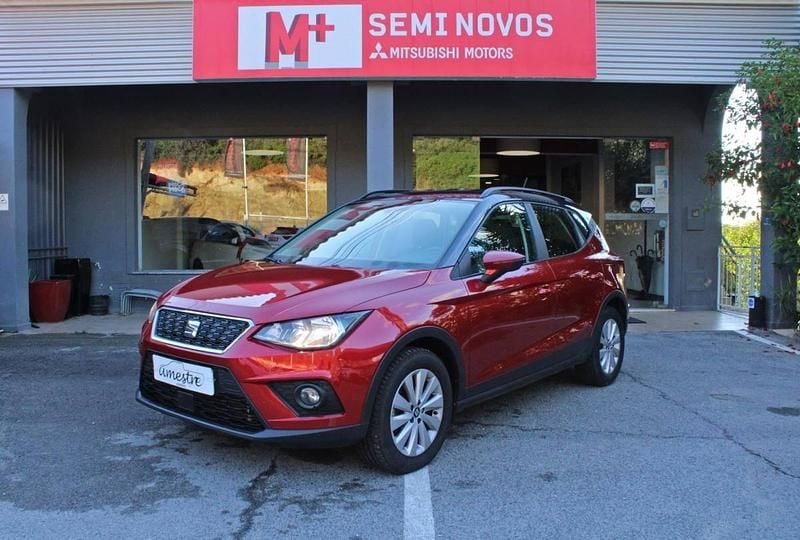 Vermelho Usado 2020 Seat Arona Style SUV | € 16.900 (Preço justo) - Imagem 1/4