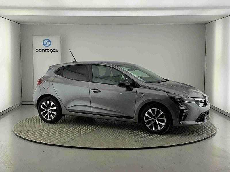 Usado Mitsubishi Colt Invite 91 HP (66 kW) 2024 Cinzento Citadino