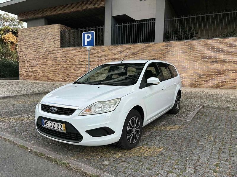 Usado 2011 Ford Focus Sedan | € 4.750 - Imagem 1/4