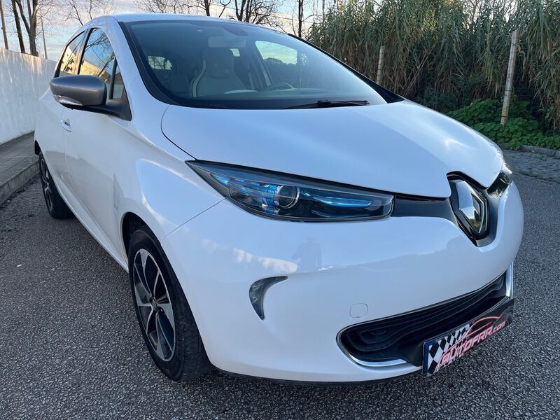 Branco Usado 2017 Renault Zoe Intens Citadino | € 12.900 (Caro) - Imagem 1/4