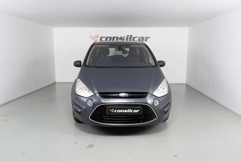 Usado Ford S-MAX Titanium 140 HP (102 kW) 2011 Cinza Monovolume