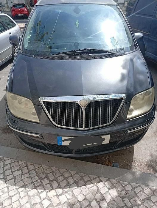 Usado 2003 Lancia Phedra Monovolume | € 1.500 - Imagem 1/4