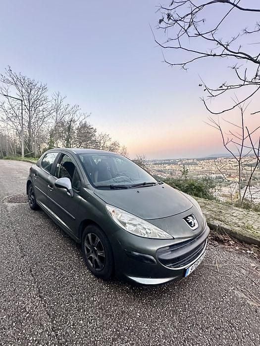 Usado Peugeot 207 68 HP (50 kW) 2006 Sedan