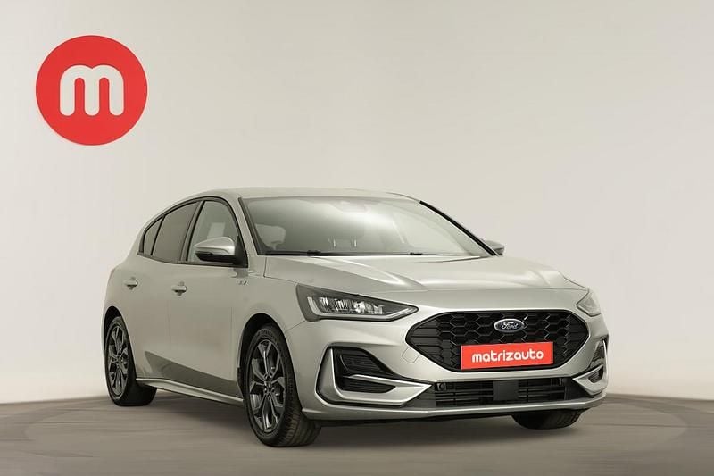 Cinzento Usado 2024 Ford Focus ST-Line X | € 21.499 (Bom preço) - Imagem 1/4