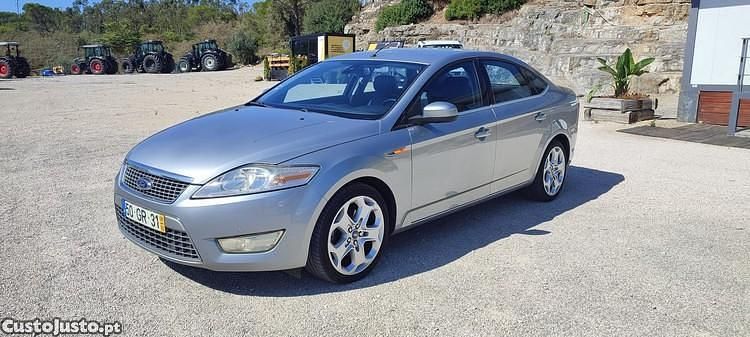 Cinza Usado 2008 Ford Mondeo Sedan | € 7.450 (Preço elevado) - Imagem 1/1