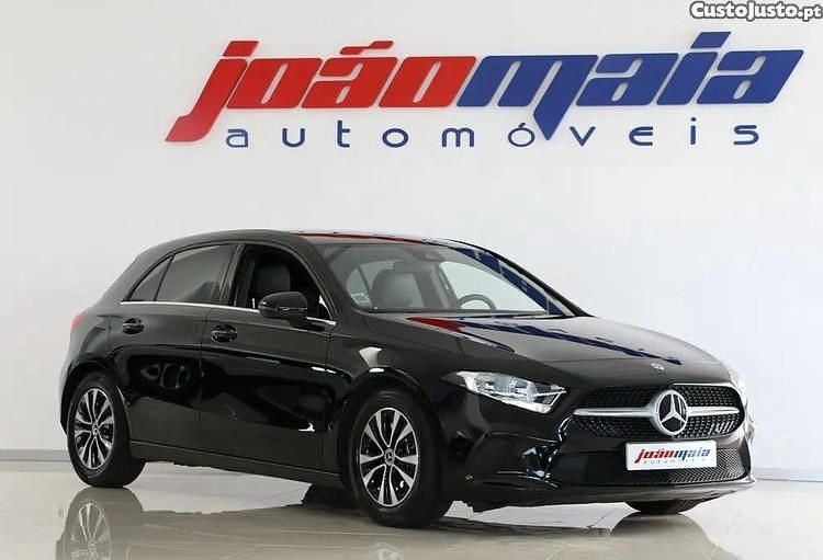 Preto Usado 2022 Mercedes A180 Style Sedan | € 26.500 (Bom preço) - Imagem 1/1