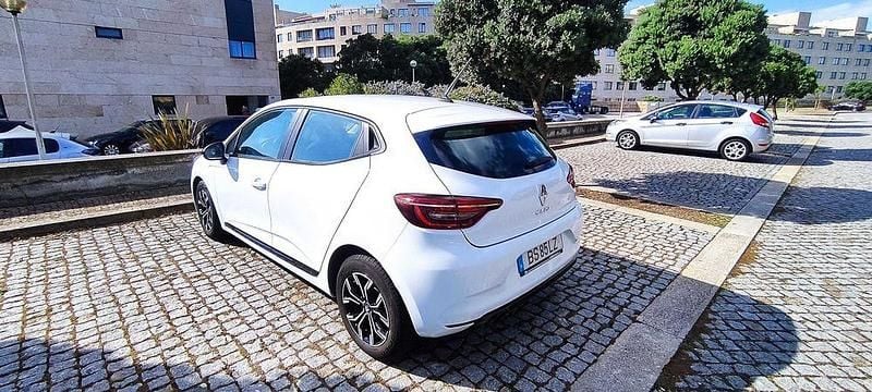 Usado 2020 Renault Clio V Sedan | € 11.850 (Super Preço) - Imagem 1/4