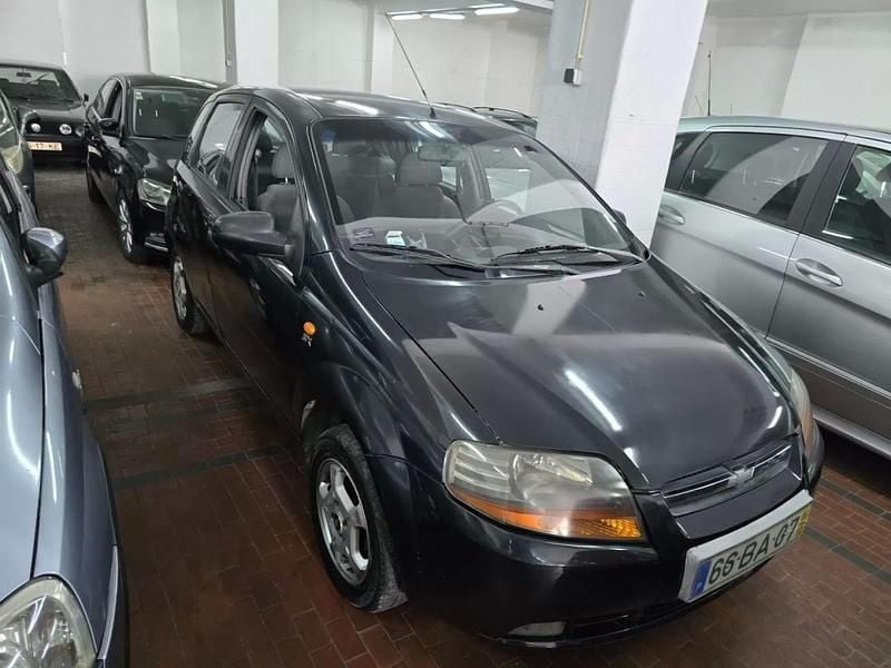 Preto Usado 2005 Chevrolet Kalos SE | € 2.500 (Super Preço) - Imagem 1/4