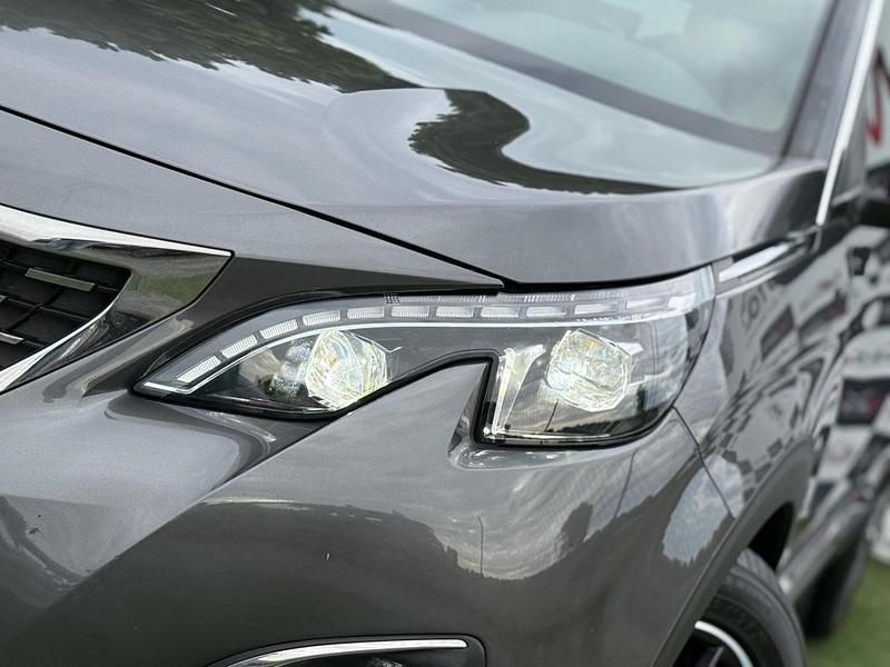 Usado Peugeot 3008 GT-line 130 HP (95 kW) 2019 Cinza Carrinha