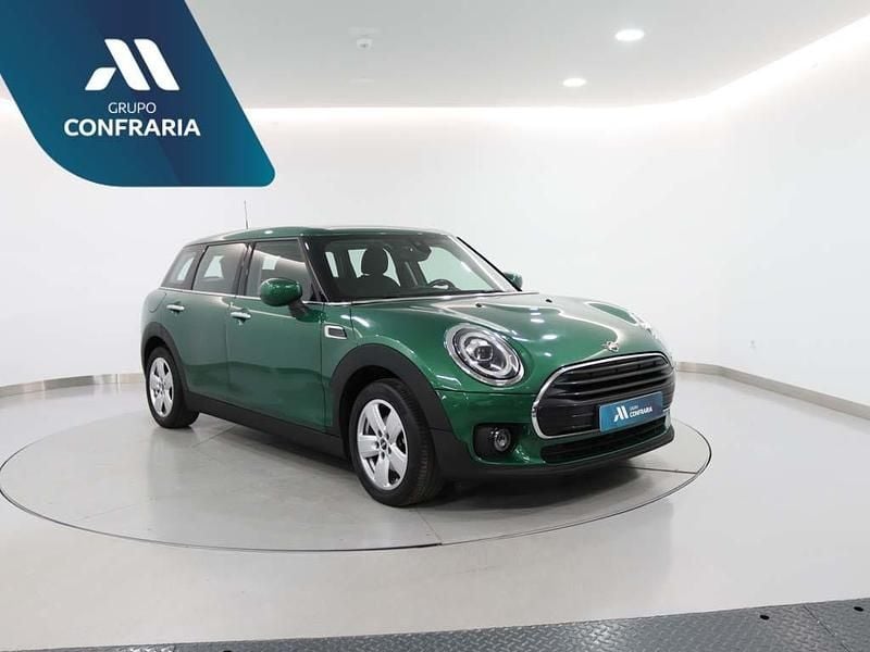 Verde Usado 2019 Mini Clubman Carrinha | € 17.980 (Preço justo) - Imagem 1/4