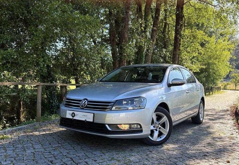 Cinzento Usado 2014 VW Passat | € 12.490 (Bom preço) - Imagem 1/4
