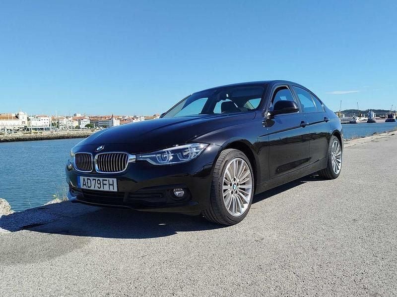 Usado 2015 BMW 318 Comfort Edition Sedan | € 15.500 (Bom preço) - Imagem 1/4