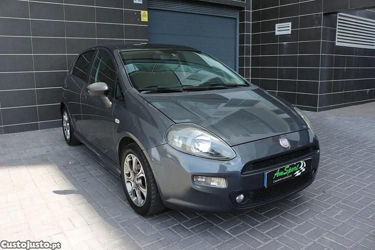 Cinza Usado 2014 Fiat Punto Evo Citadino | € 8.250 (Preço justo) - Imagem 1/1