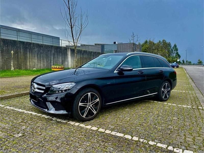 Preto Usado 2020 Mercedes C300 Carrinha | € 26.000 (Bom preço) - Imagem 1/4