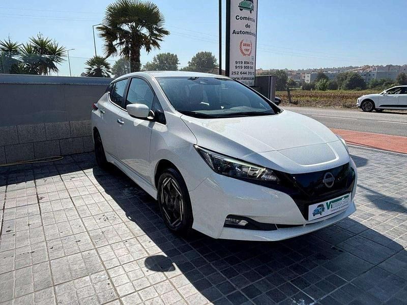 Branco Novo 2025 Nissan Leaf Citadino | € 24.800 (Preço elevado) - Imagem 1/4