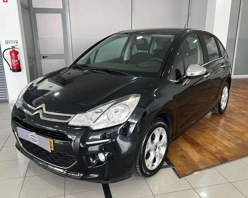 Preto Usado 2014 Citroën C3 Exclusive Citadino | € 6.990 (Preço justo) - Imagem 1/4