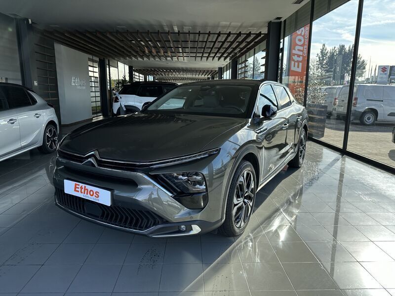 Cinza Usado 2024 Citroën C5 X PureTech Sedan | € 41.900 - Imagem 1/4