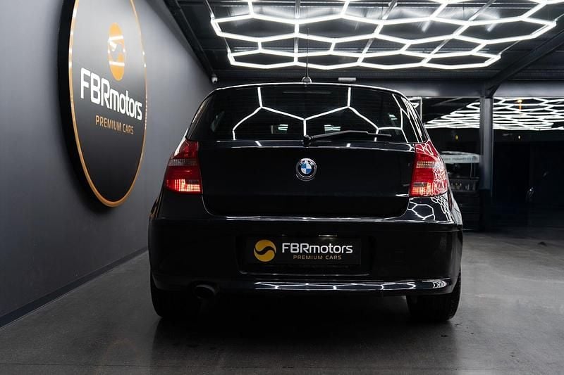 Usado BMW 116 Sport Line 116 HP (85 kW) 2010 Preto Citadino