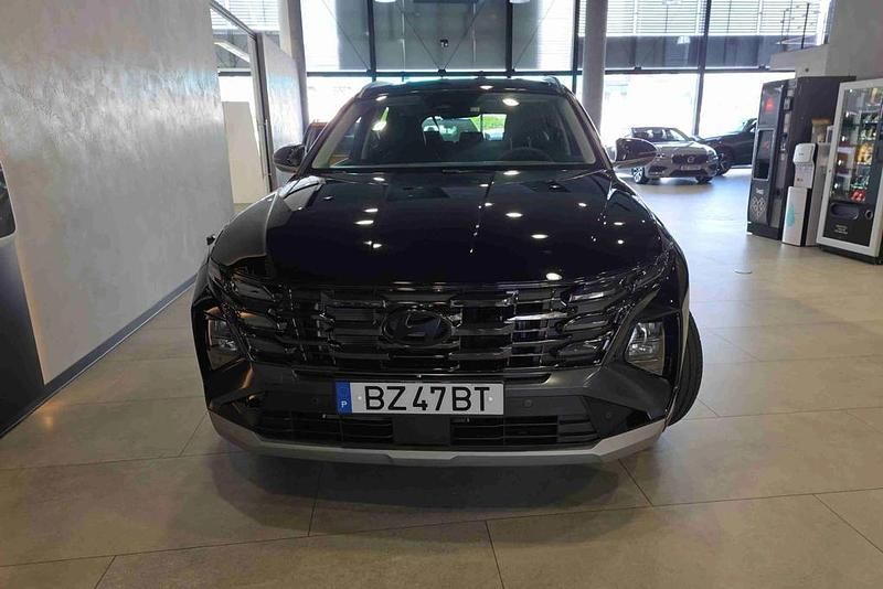 Usado Hyundai Tucson 252 HP (185 kW) 2025 Preto SUV