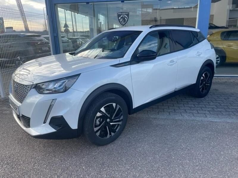 Branco Usado 2023 Peugeot e-2008 GT SUV | € 28.040 (Preço elevado) - Imagem 1/3