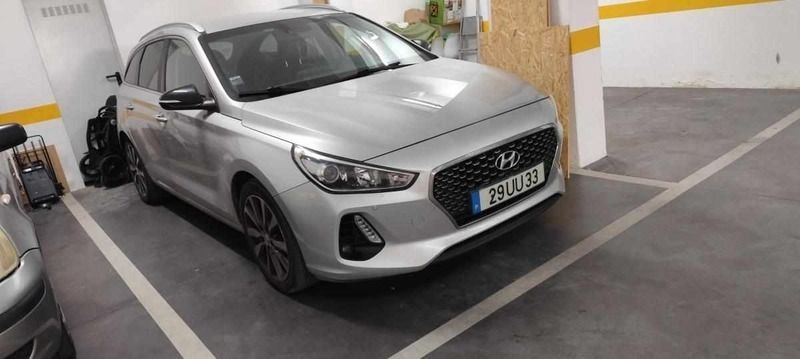 Cinzento Usado 2018 Hyundai i30 Carrinha | € 21.500 (Preço justo) - Imagem 1/4