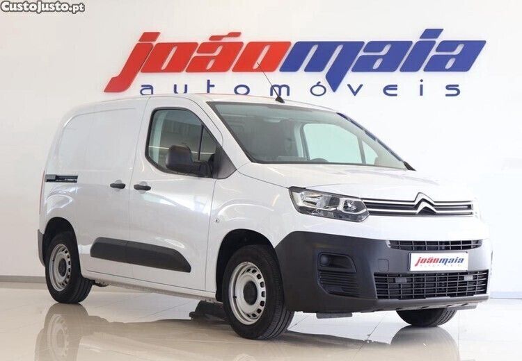 Branco Usado 2024 Citroën Berlingo Monovolume | € 21.500 (Preço elevado) - Imagem 1/1