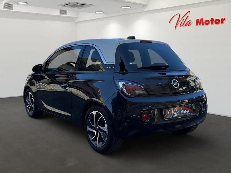 Usado Opel Adam 115 HP (84 kW) 2016 Preto Citadino