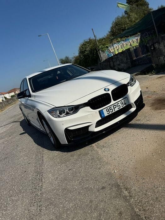 Usado 2015 BMW 320 Sport Line Sedan | € 15.000 (Preço justo) - Imagem 1/4