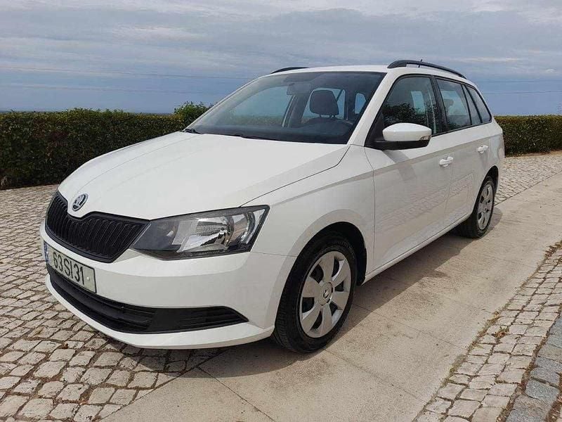 Usado Skoda Fabia Active 75 HP (55 kW) 2017 Branco Citadino