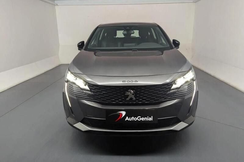 Cinza Usado 2024 Peugeot 5008 Allure Monovolume | € 30.990 (Preço justo) - Imagem 1/4