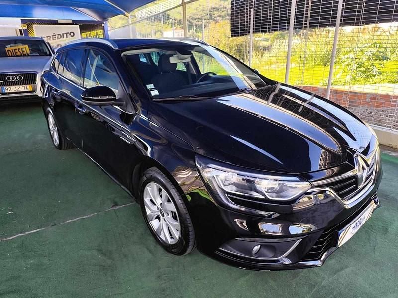 Usado Renault Mégane GrandTour 116 HP (85 kW) 2019 Preto Carrinha