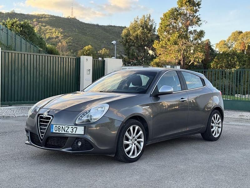 Usado 2013 Alfa Romeo Giulietta | € 9.990 - Imagem 1/4