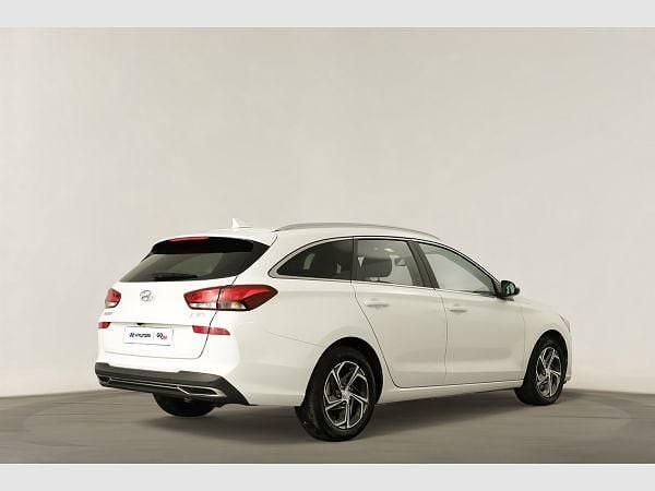 Usado Hyundai i30 Style 120 HP (88 kW) 2024 Branco Carrinha