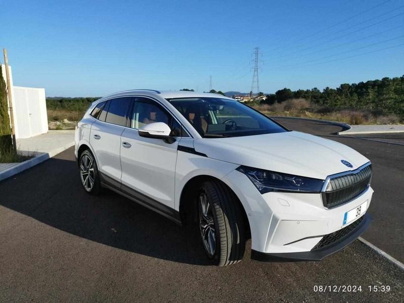 Branco Usado 2022 Skoda Enyaq iV SUV | € 39.500 (Caro) - Imagem 1/4