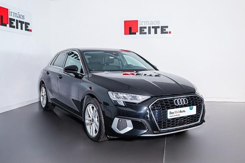 Preto Usado 2023 Audi A3 Sportback Carrinha | € 26.350 (Preço elevado) - Imagem 1/4