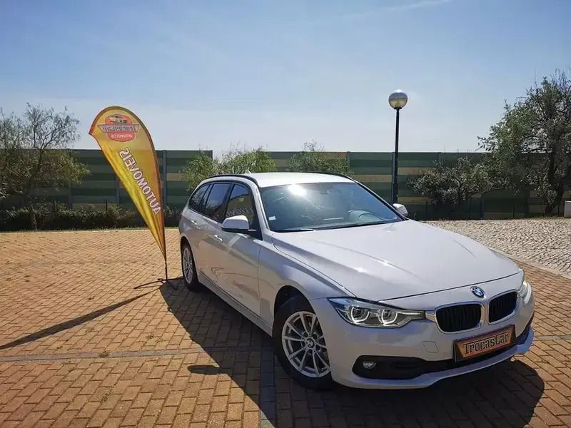Usado BMW 318 Advantage 150 HP (110 kW) 2018 Branco glaciar Carrinha