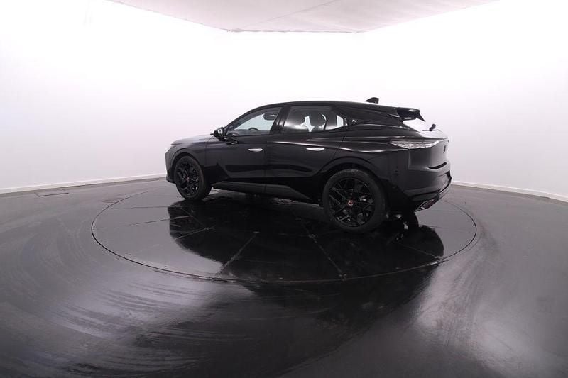 Usado DS Automobiles DS4 130 HP (95 kW) 2023 Preto SUV