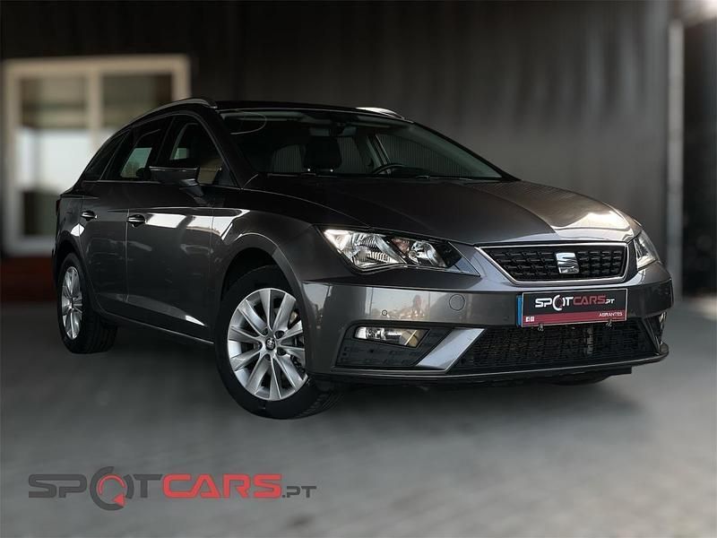 Cinzento Usado 2017 Seat Leon ST Carrinha | € 14.490 (Preço justo) - Imagem 1/4