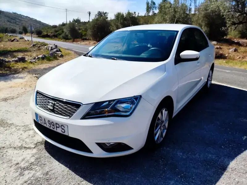 Branco Usado 2018 Seat Toledo Style Sedan | € 13.500 - Imagem 1/4