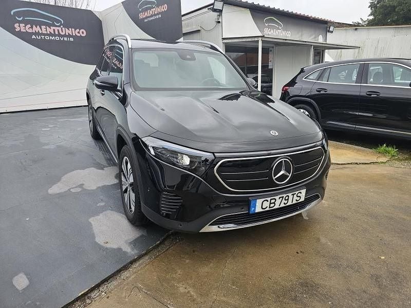 Usado Mercedes EQB250 Progressive 139 kW (190 HP) 2023 Preto SUV
