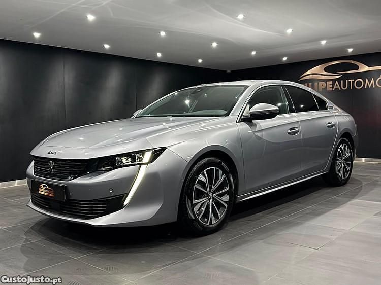 Cinza Usado 2019 Peugeot 508 Allure Citadino | € 19.990 - Imagem 1/1