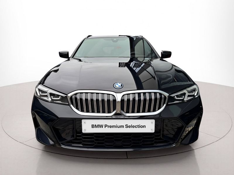 Usado BMW 320e Shadowline 204 HP (150 kW) 2024 Preto Carrinha