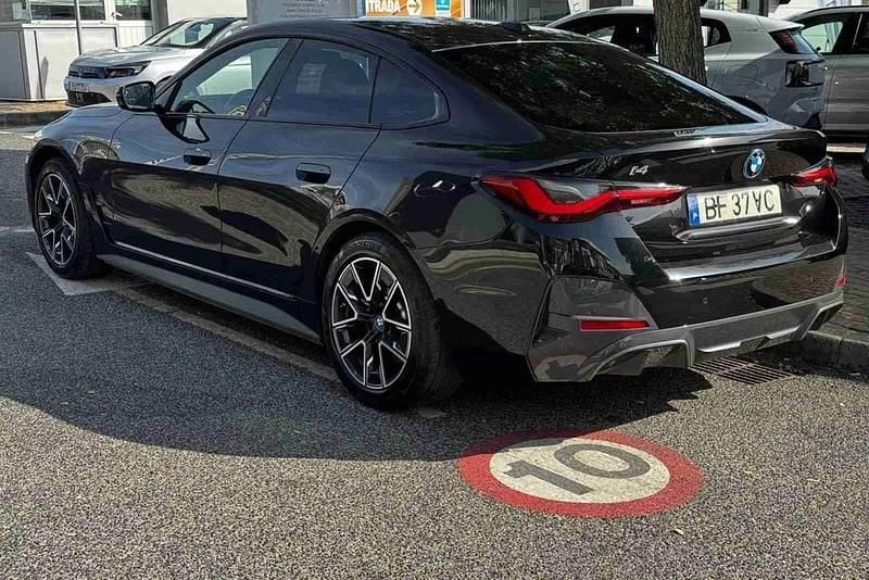 Usado BMW i4 Shadowline 250 kW (340 HP) 2023 Preto Sedan
